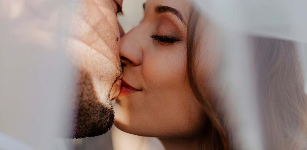 image-of-newlyweds-celebrating-wedding-groom-and-QU8VAKB.jpg